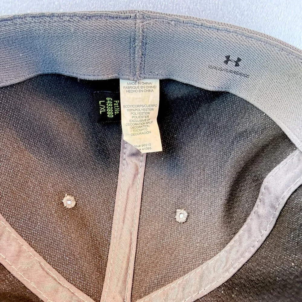 Under Armour Hat Cap Fitted Men's Large Gray Twill Embroidered Logo Baseball